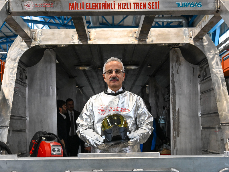 MİLLİ HIZLI TREN FİLOSU İÇİN İKİNCİ SET YOLDA